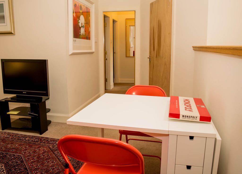 The Cobbles Inn Apartment ケルソー エクステリア 写真